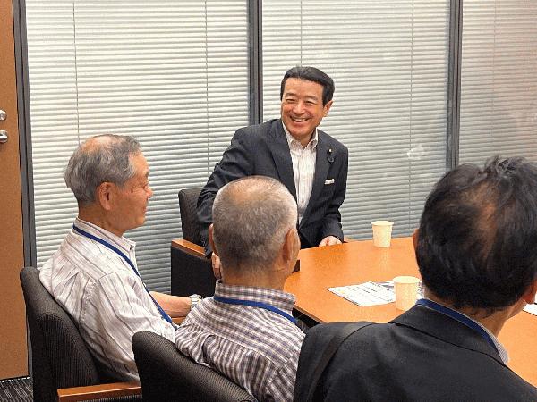 20240523_鴨居まち研国会見学2.jpg