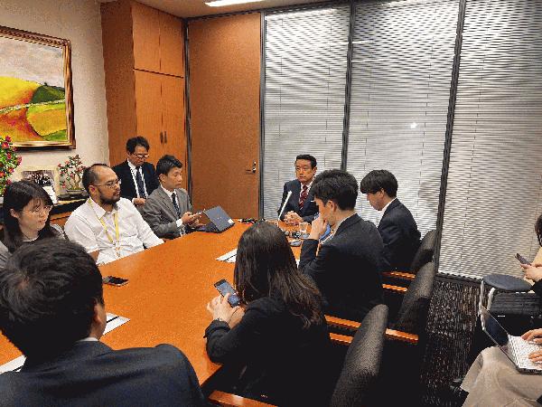20250425_会見.jpg